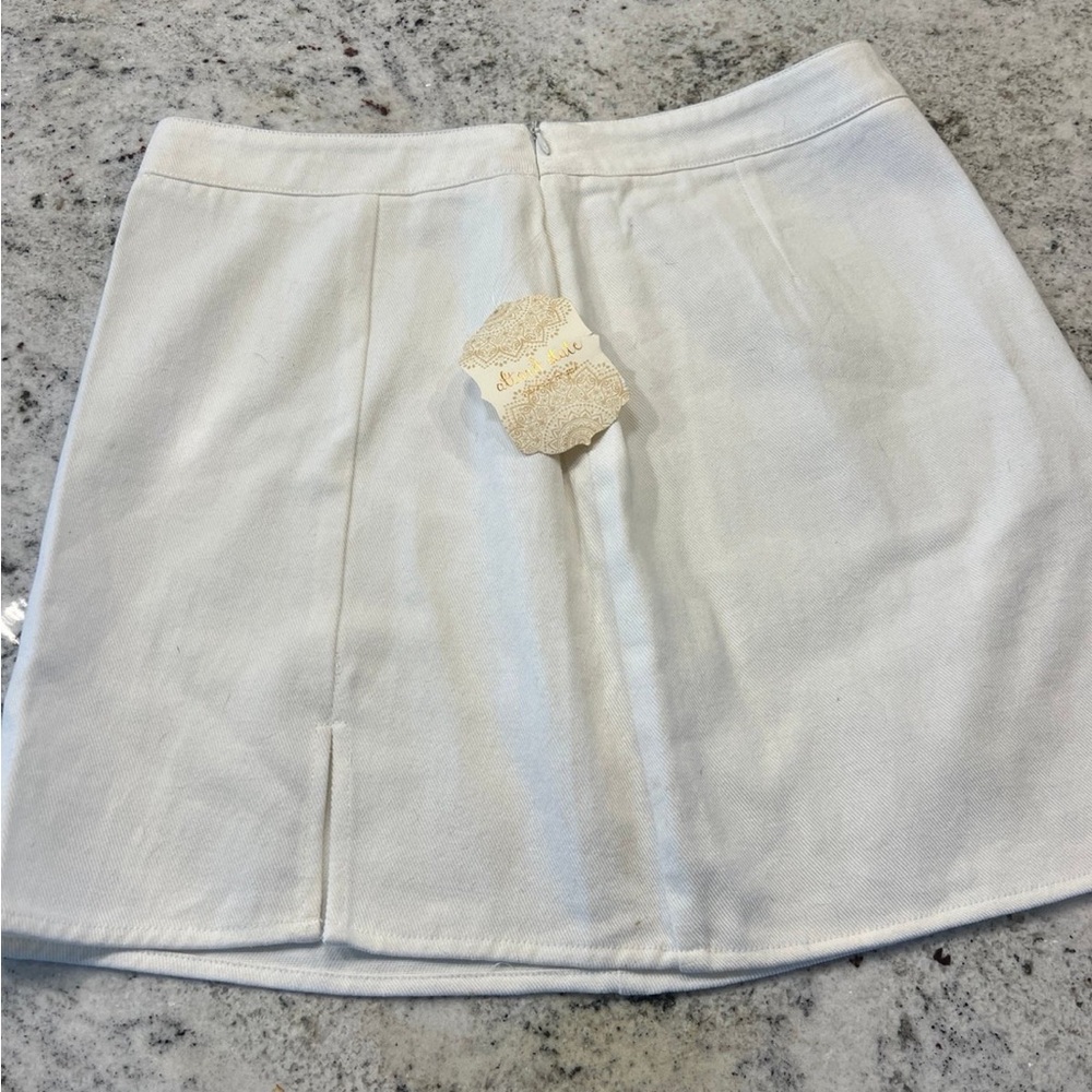 Brand New Altar’d State White Summer Mini side slit Skirt Large - Picture 2 of 6
